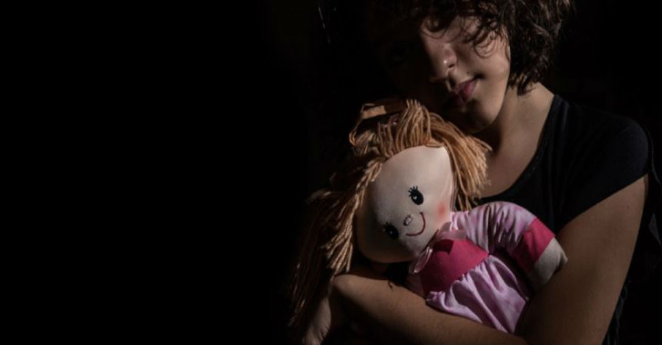 Tíos y primos, los principales agresores sexuales de las mujeres durante su infancia