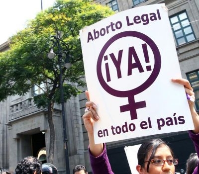 Restricciones legislativas del aborto ponen en peligro a las mujeres